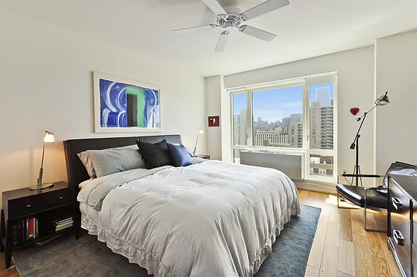 Sold by Corcoran | media 7