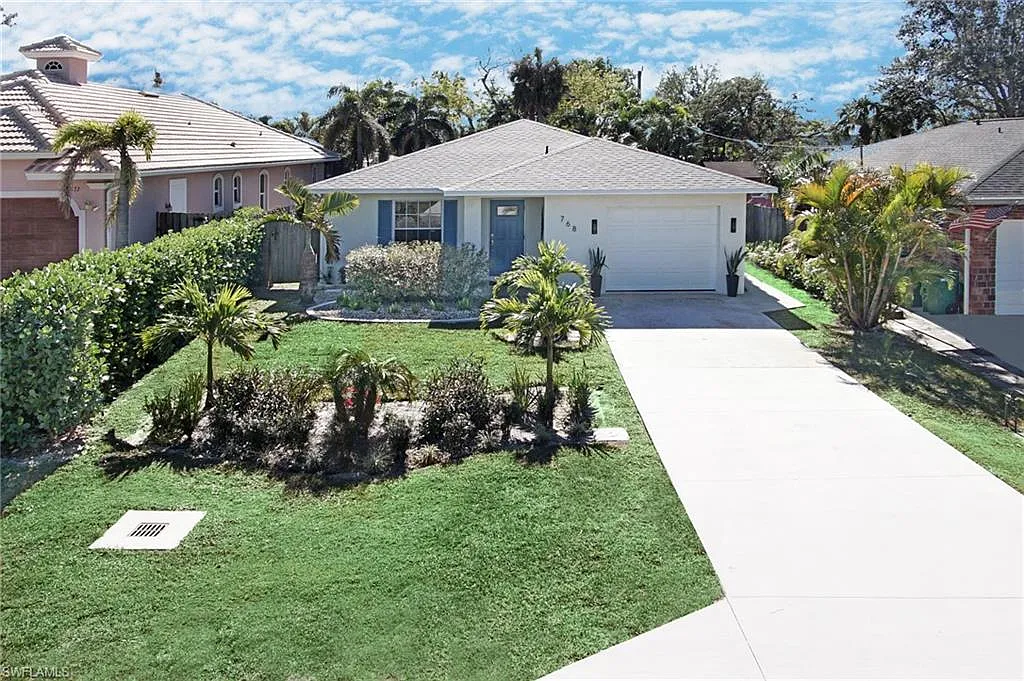 3 bed, 2.0 bath, 1735 sqft, $11,500 — Photo 1
