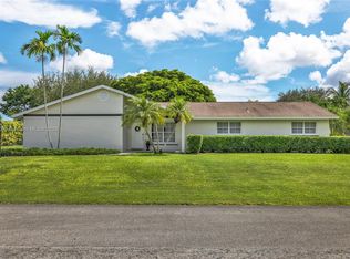 27635 SW 165th Ave, Homestead, FL 33031