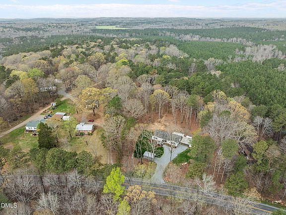 4th image of 4601 Buckhorn Rd