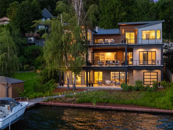 11087 Champagne Pt Road NE, Kirkland, WA 98034