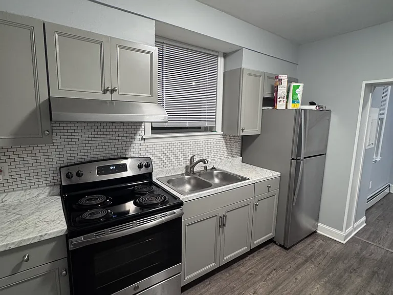 419 N Washington St #1 — Photo 1