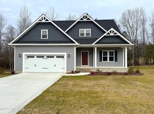 232 Forester Dr, Vass, NC 28394