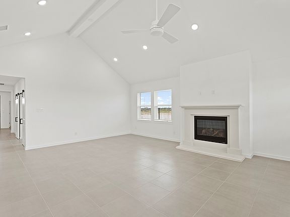 Gorgeous great room with fireplace