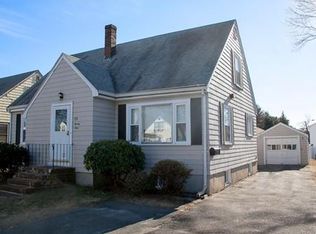 29 Dudley St, Saugus, MA 01906