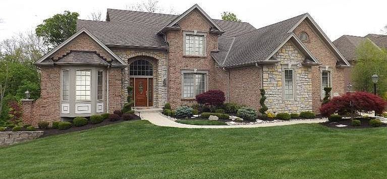 1st image of 8160 Hamptonshire Dr
