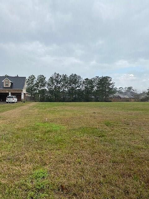 1st image of 440 Old Orchard Dr