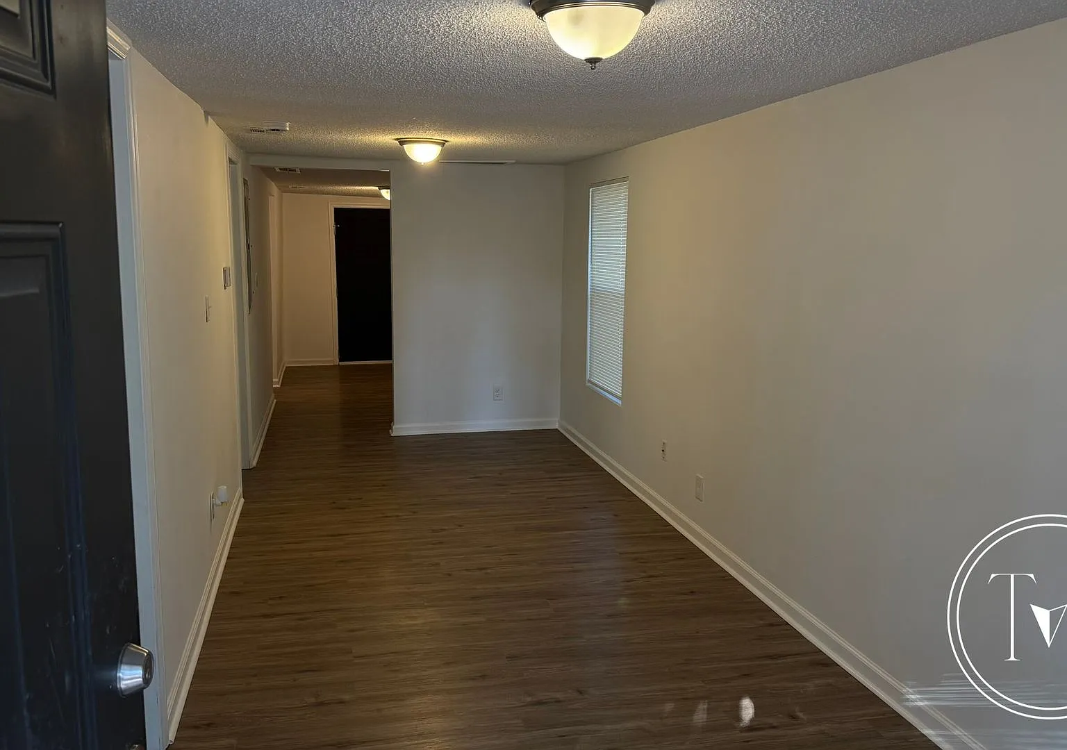 Charming 2-bed/1-bath Bungalow in Tatemville subdivision — Photo 3