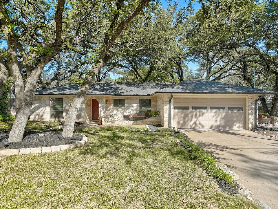 1st image of 1105 N Riviera Cir