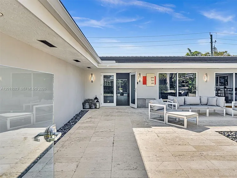 840 S Southlake Dr — Photo 10