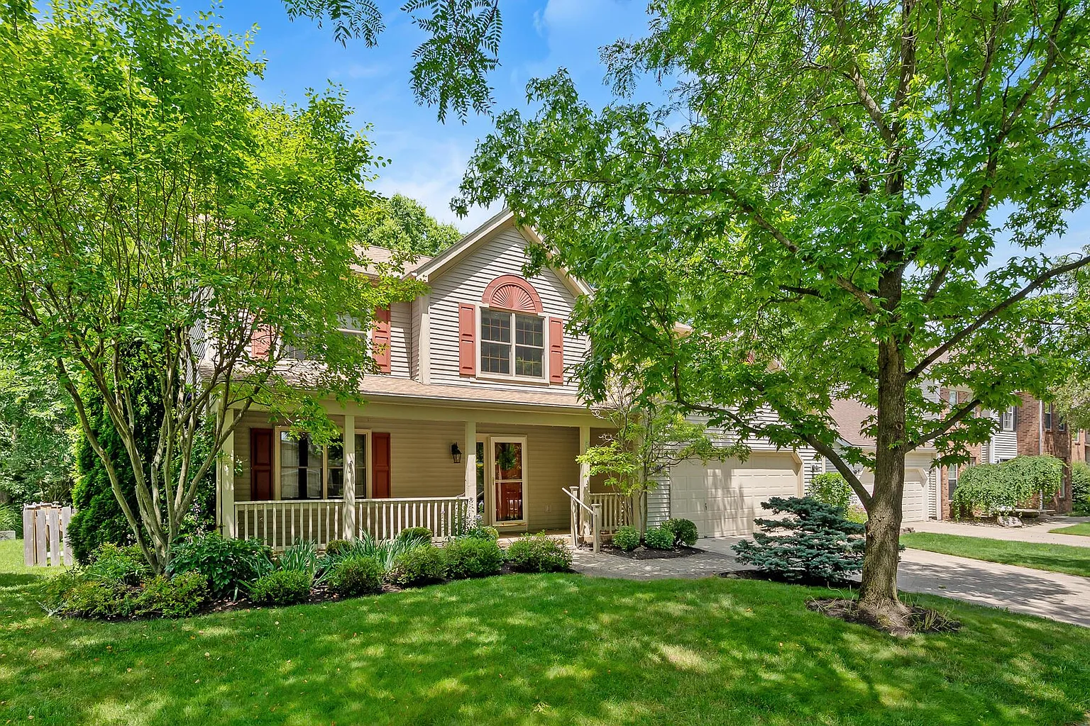 907 Executive Blvd photo 1
