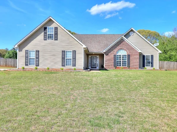 114 Thorne Hedge Way, Hampton, GA 30228
