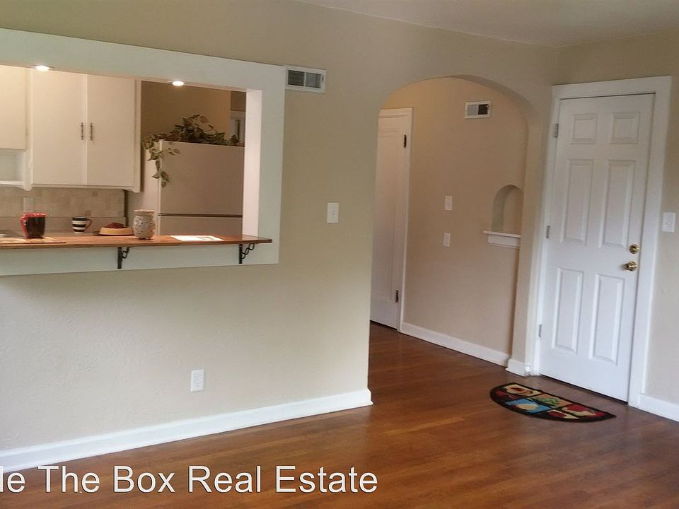 1st image of 710 Rockford Ave APT 3