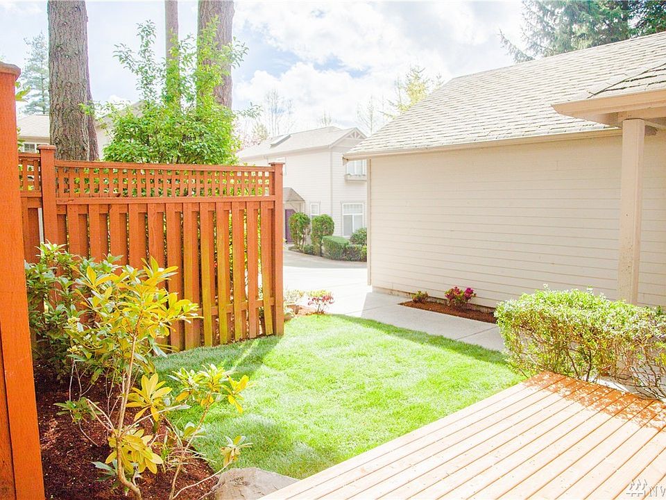 2nd image of 9802 NE 130th Pl