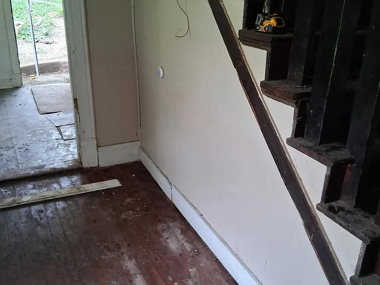 3912 Beachwood Ave — Photo 30