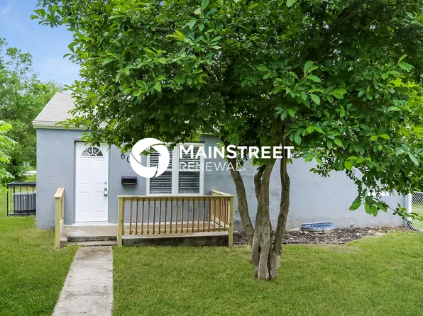 601 Oak St, Belton, MO 64012