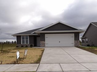 2505 Tipperary Trl, De Pere, WI 54115