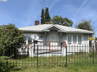 1415 N Rosa Parks Way, Portland, OR 97217