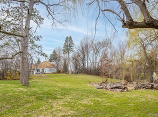 40205 Six Mile Rd, Northville, MI 48168