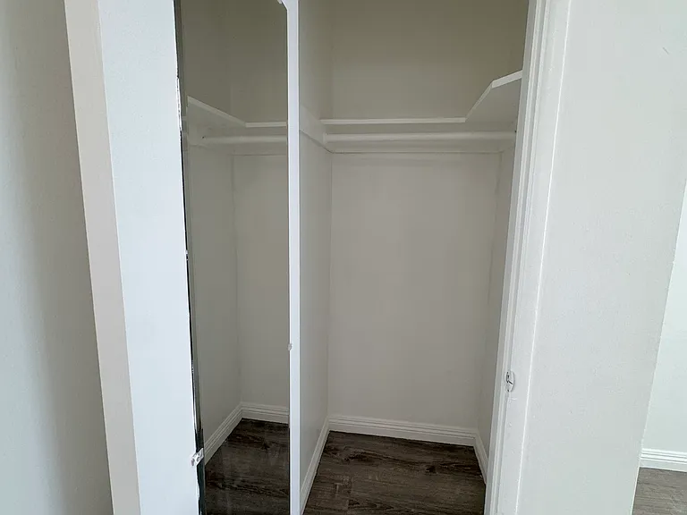 The Radford — Photo 39
