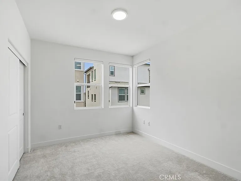 208 Yerba — Photo 27