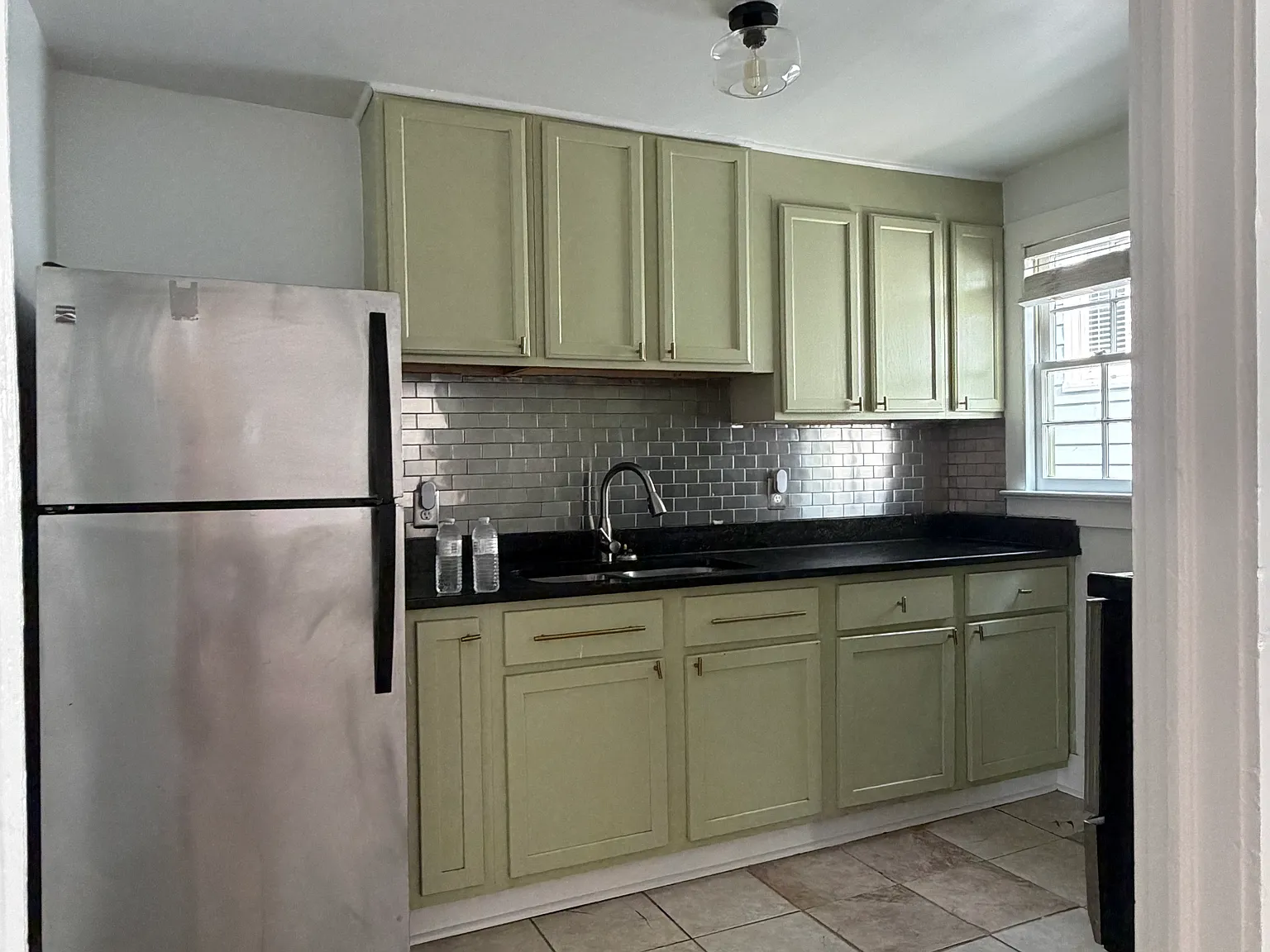 2 bed, 800 sqft, $2,155 — Photo 4