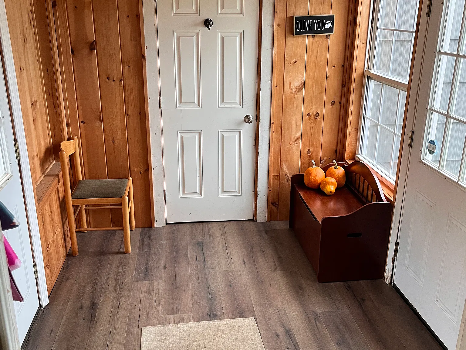 2 bed, 856 sqft, $2,000 — Photo 3