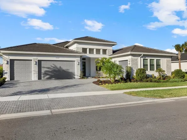 9020 Artisan Way, Sarasota, FL 34240