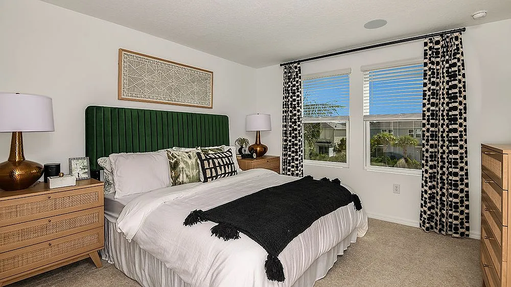2 bed, 2.5 bath, 1180 sqft, $3,050 — Photo 3