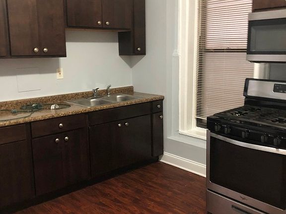 5th image of 2704 S Emerald Ave #G