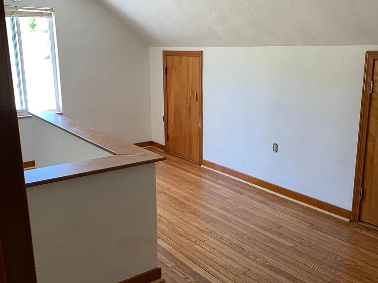 138 Denny Rd — Photo 11