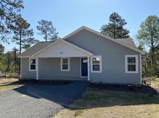 375 Pickett Cir, Vass, NC 28394