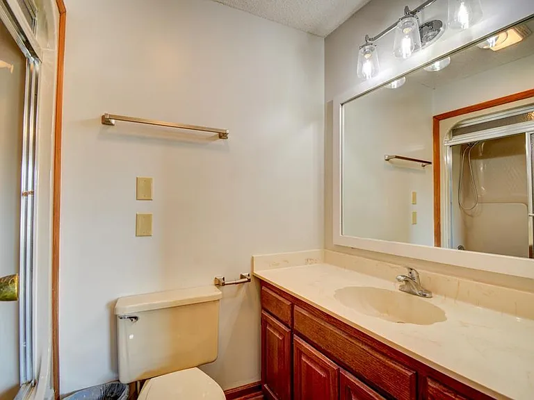 2 Banks Channel Ct — Photo 13