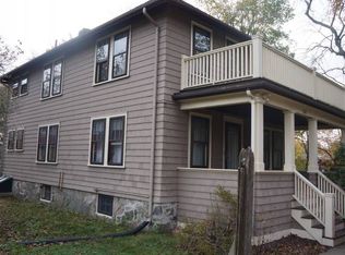 566 W Roxbury Pkwy, West Roxbury, MA 02132