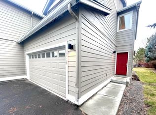 2638 SW Cascade Mountain Ln, Redmond, OR