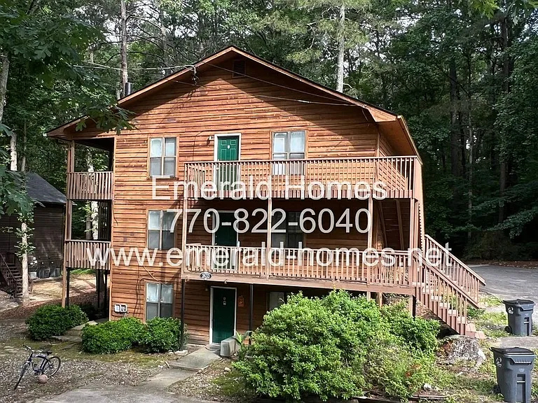 2633 Dorian Drive — Photo 1