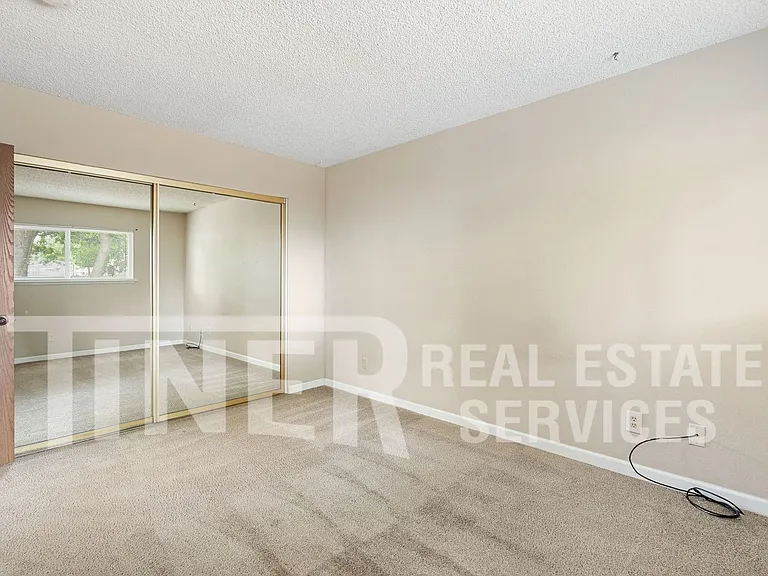 5012 Sunshine Ln — Photo 17