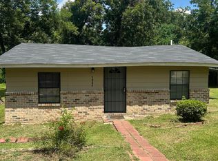 1052 Johnson Dr, Raymond, MS