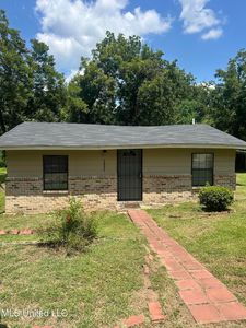 1052 Johnson Dr, Raymond, MS, 39154