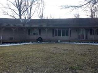 8665 W Newburg Rd, Carleton, MI 48117