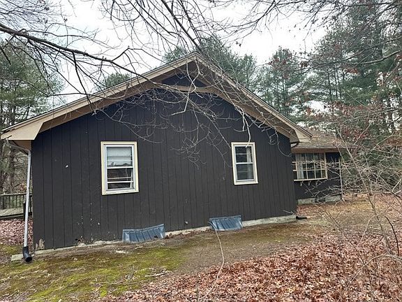 5th image of 113 Crooked Ln