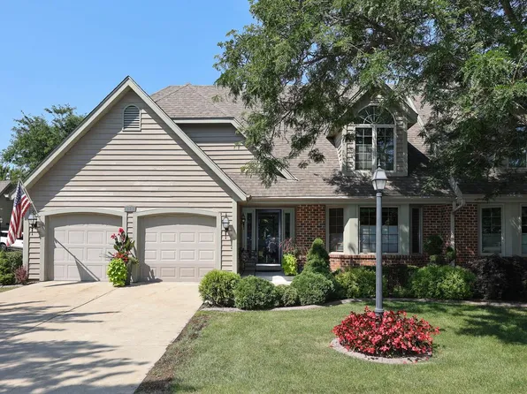 7431 Carter CIRCLE WEST West, Franklin, WI 53132