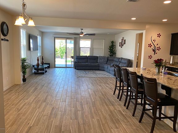 5th image of 22426 N 99th Ln