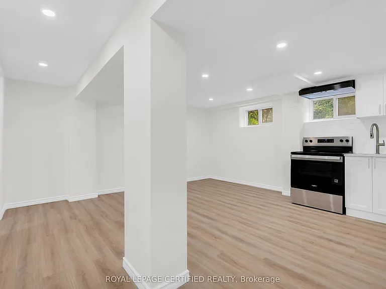1398 Rebecca St — Photo 10