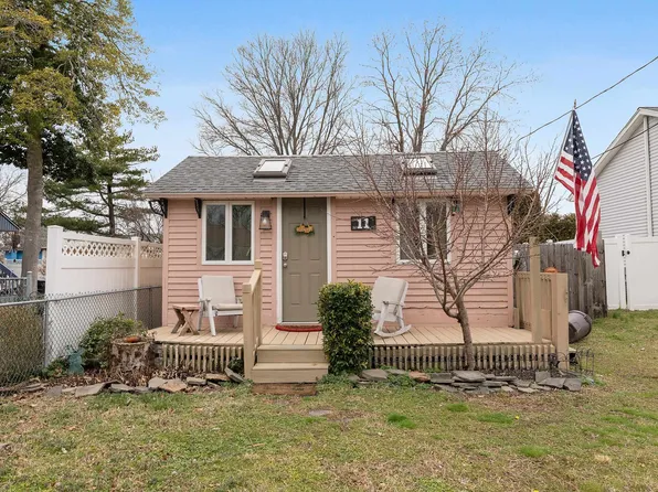 11 Schellinger Ave, Villas, NJ 08251