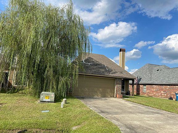 3rd image of 402 Braxton Dr