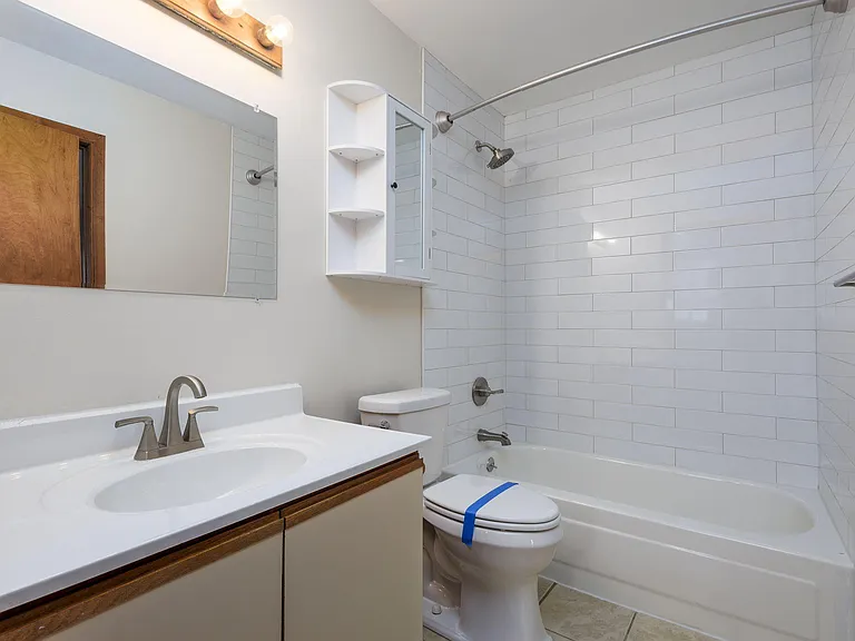 5842 Niles St #5844 — Photo 13
