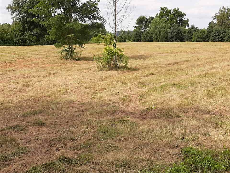 2nd image of 8.52 Acres Jct