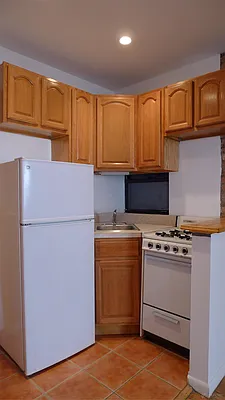 Rented by Oxford Property Group | media 5