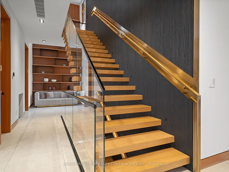 58 Timberlane Dr — Photo 35